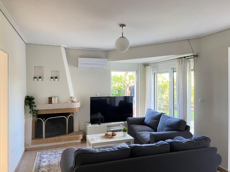 Cozy 2 Room Apartment With Garden Near Athens Air-Port Artemida (Attica) Exterior foto