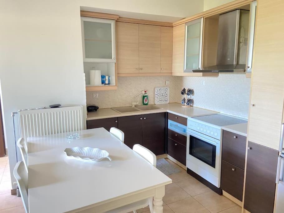 Cozy 2 Room Apartment With Garden Near Athens Air-Port Artemida (Attica) Exterior foto