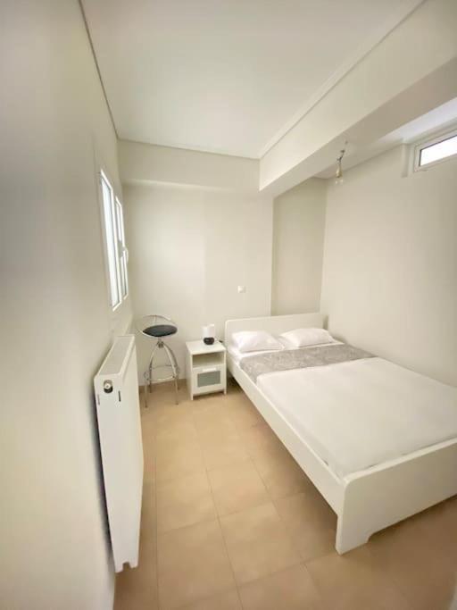 Cozy 2 Room Apartment With Garden Near Athens Air-Port Artemida (Attica) Exterior foto