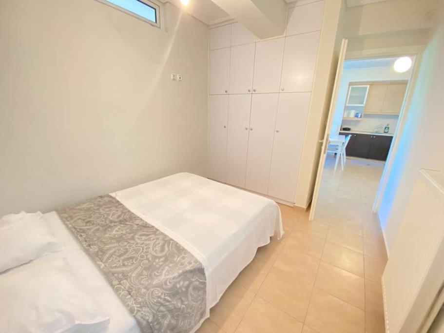 Cozy 2 Room Apartment With Garden Near Athens Air-Port Artemida (Attica) Exterior foto