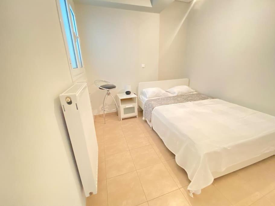Cozy 2 Room Apartment With Garden Near Athens Air-Port Artemida (Attica) Exterior foto